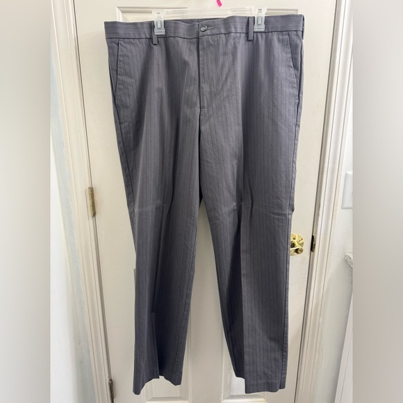 Men's Gray Dress Pants - Picture 1 of 8
